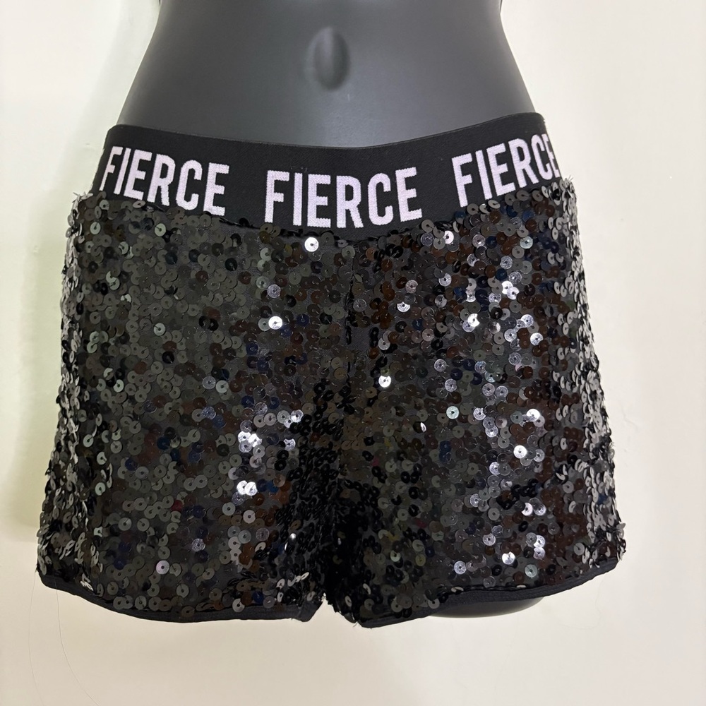 FIERCE Double Platinum Black Sequin Performance Cheer/Dance Shorts - Size: Small